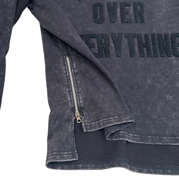 Rocksmith Pullover Sweater Money Over Everything - Adult Medium - Picture 2 of 6